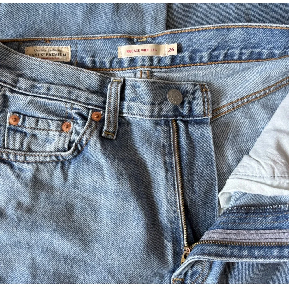 Levi's Jeans Women Size 26 Blue Ribcage Wide Leg High Rise Denim Skater Pants - Picture 3 of 10